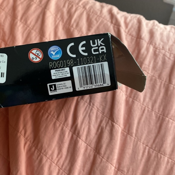 Roblox 24 piece celebrity collection series 4 - Picture 3 of 4